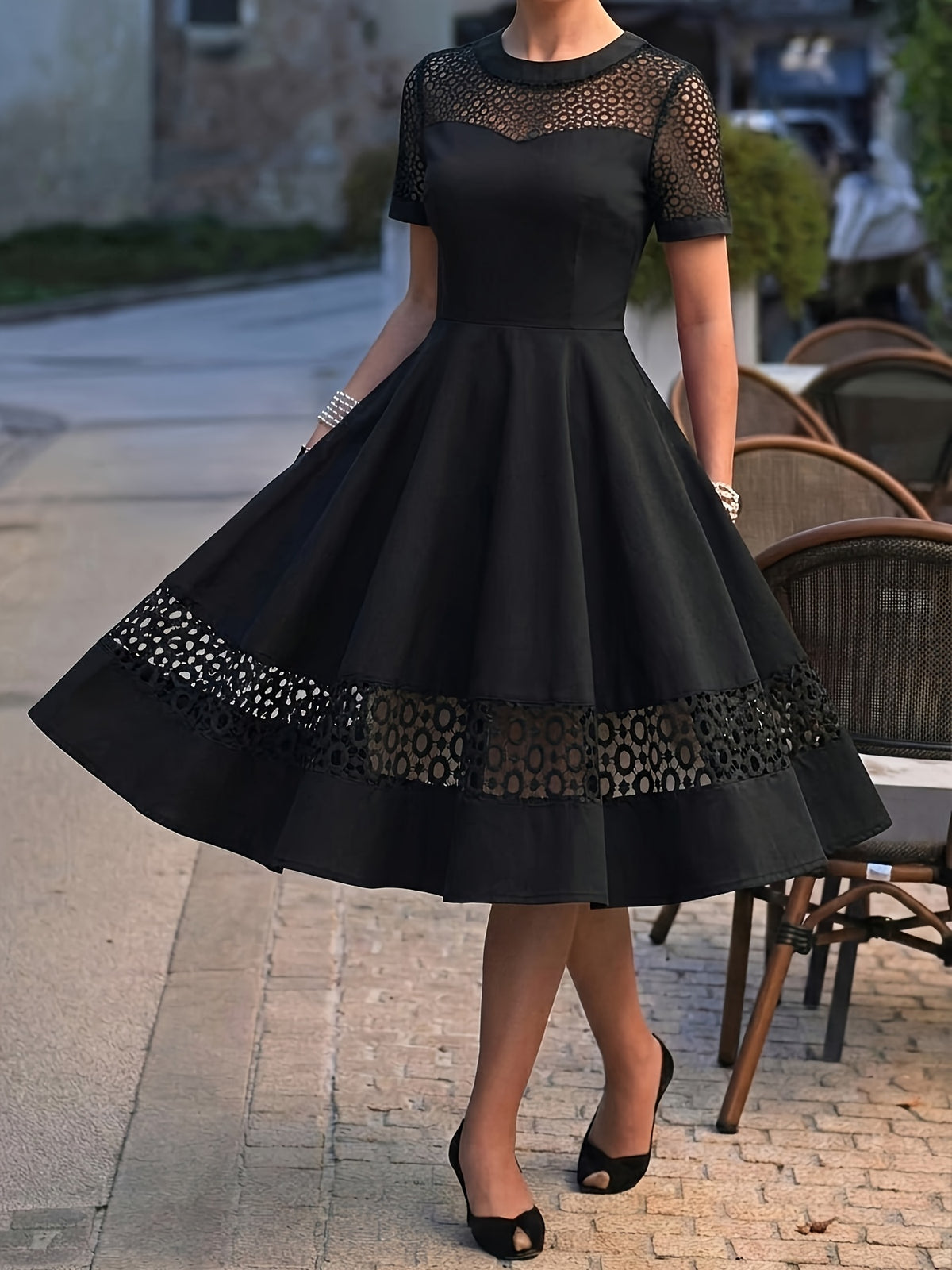 Vintage 50s Women's Dress with Round Neck, Lace Trim, and Short Sleeves - Black