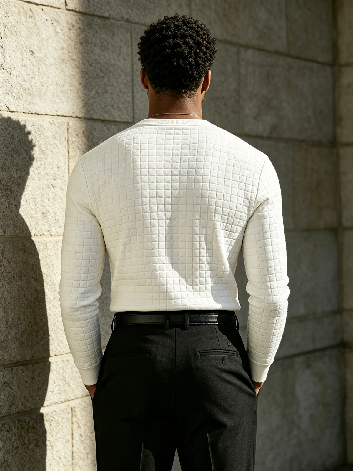 [Josh Mei OBM] Fall/Winter New Men'S Plaid Jacquard Knit Henley Pullover Shirt, Half-Button Placket Geometric Texture Long Sleeve Top, Soft Stretch Fabric, Slim Fit Versatile Casual Fashion Modern Street Style, Suitable for Commuting, Dates - White