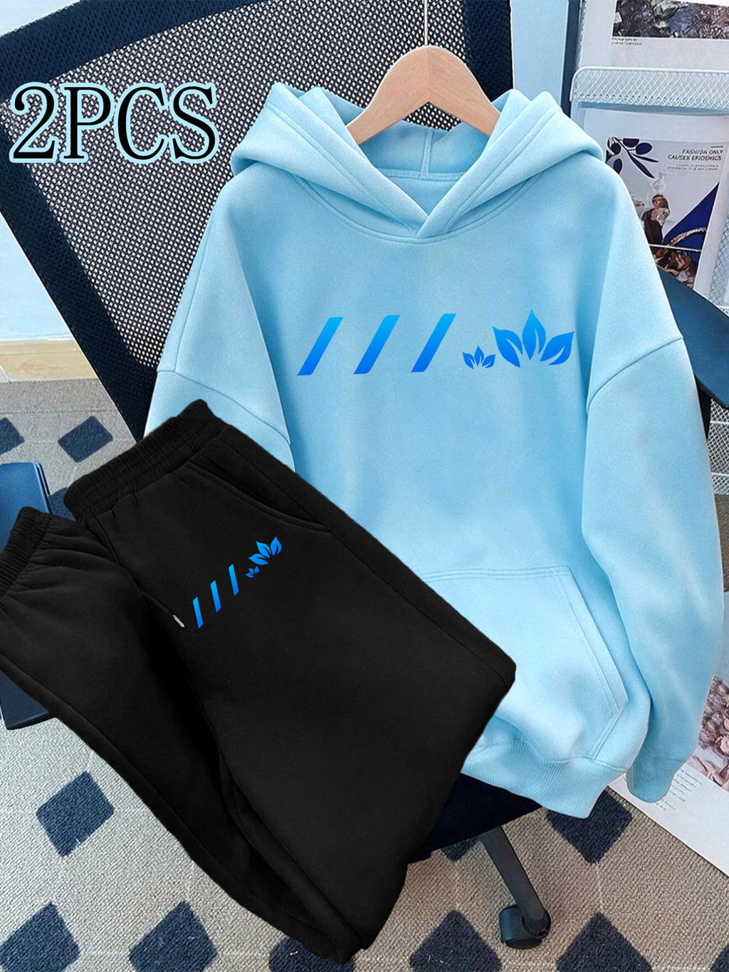 2pcs Value Pack: Stylish and Elegant Y2K Style Sportswear for Women, Suitable for Spring, Autumn, and Winter. Includes a -Lined Hooded Sweatshirt and -Lined Jogger Pants. This 2pcs Set Is Ideal for Indoor and Outdoor Wear, Featuring a Casual - Sky Blue+Black