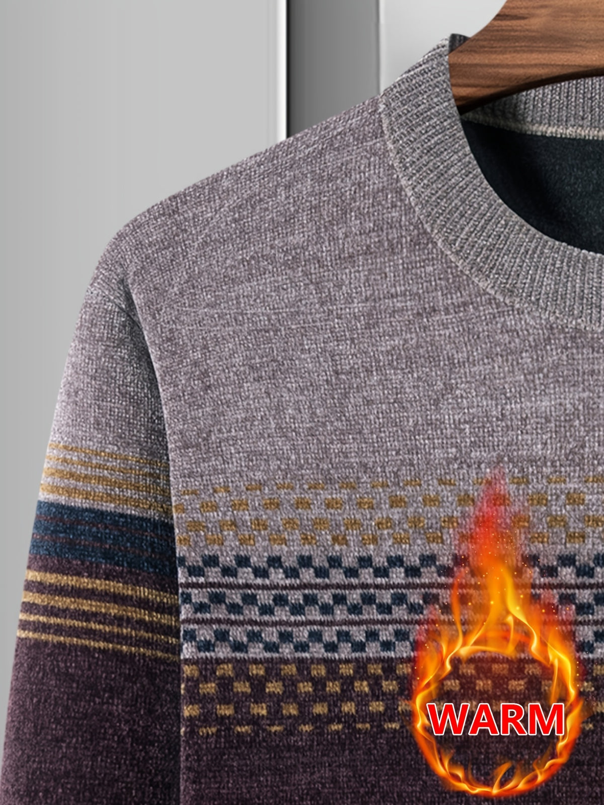 Minimalist Urban -Lined Crew Neck Knit Sweater for Warmth and City Casual Style - Red