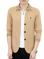 [Wading Whale OBM] Spring/Autumn New Men'S Knit Cardigan, Old Money Style Contrast Lapel Pocket Button-Front Cardigan Men'S Business Casual Fashion Button-Front Knit Top, Collar Design with Embroidered Logo Suitable for Spring, Autumn - Khaki 1