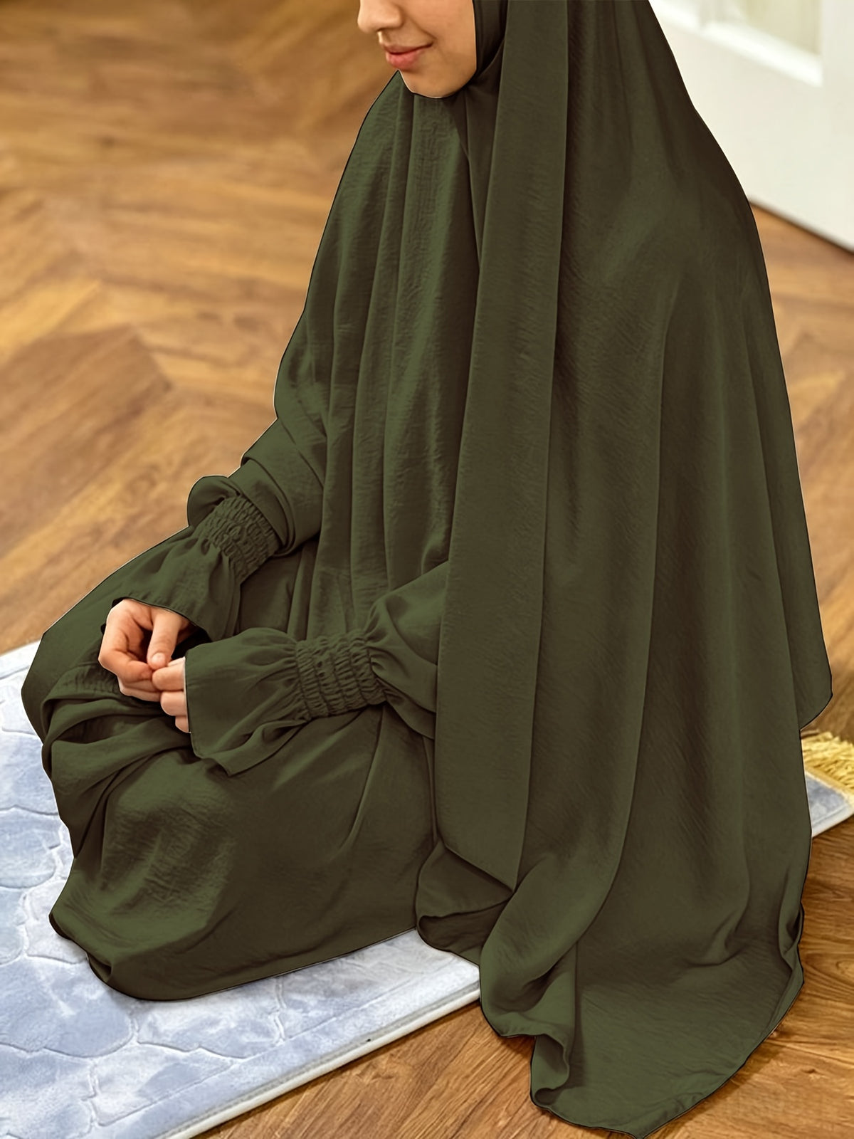 1pc Ice Wrinkled Fabric Scarf And Robe Abaya Khimar Loose Cuff Design Easy Fashion Suitable for Women'S Daily Wear And Prayer All Seasons - Olive Green