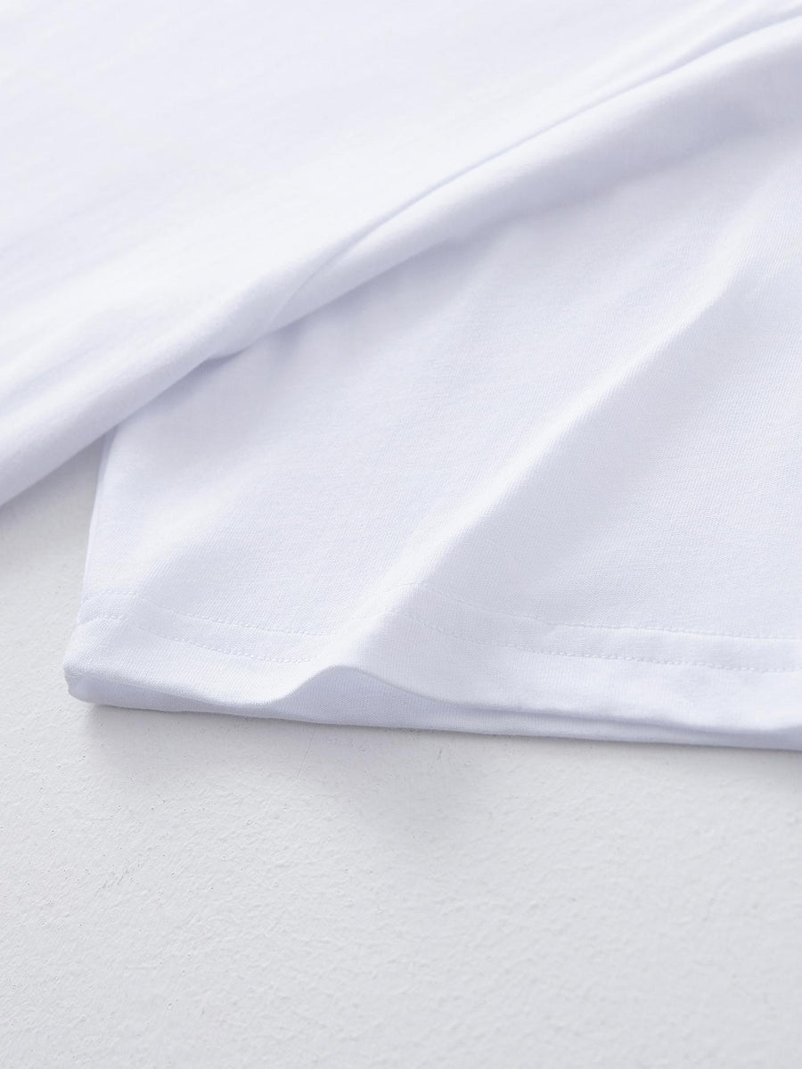 100% Cotton Men's T-Shirt, Summer Short Sleeve Thin Top, Trendy Fashion Slim Fit Youth Daily Casual Versatile 2026 New Year Holiday Outfit, Simple Line Joyful Face Pattern with Playful Winking Expression Design for Added Fun - White