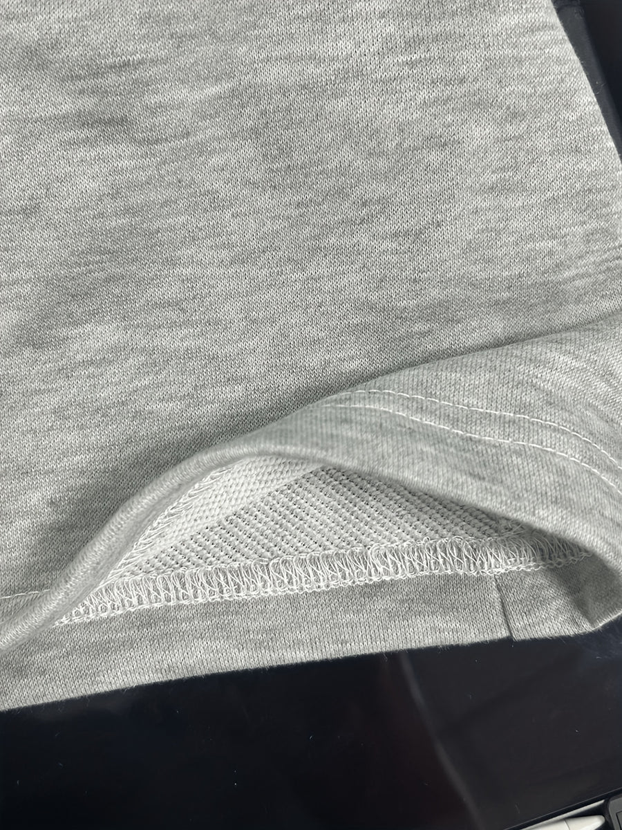 Small-label Faux Embroidery Print Simple and Stylish Workwear Shorts, Sweet and Edgy Spicy Style, High-waisted Mid-length Pants with Multiple Pockets - Grey