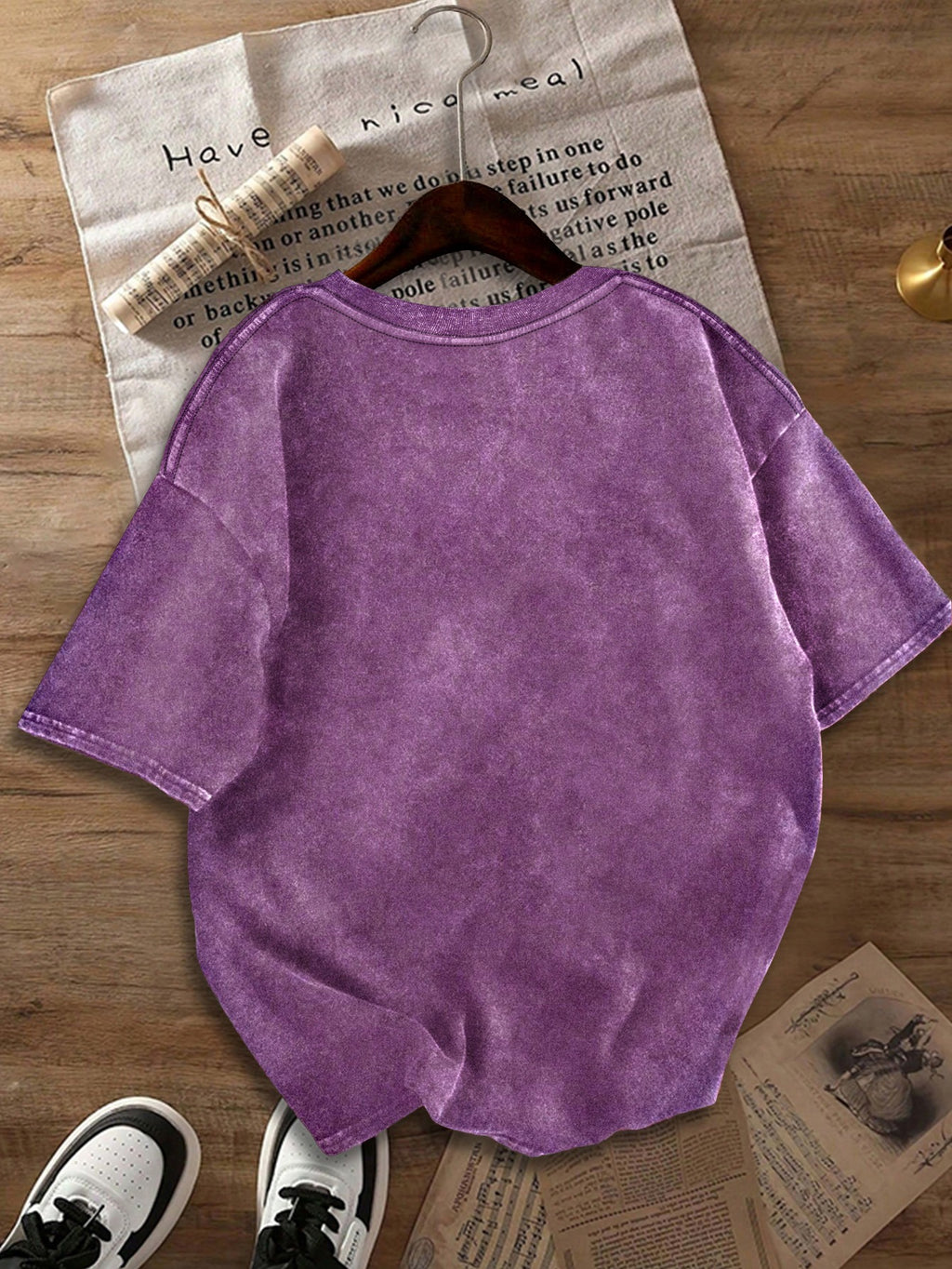 Women's Retro-style Drop-shoulder Loose-fitting Solid Color Pure Washed T-shirt, Fashionable and Casual Short-sleeved Top, Suitable for Everyday Casual Wear, Street Style. - Purple