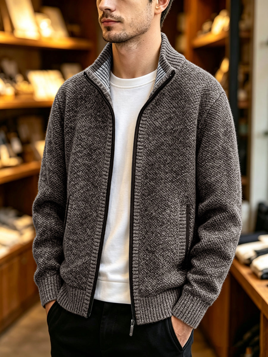 A Single Men's Thick Knitted Sweater Jacket, Made of Soft and Plush Fabric to Keep Warm and Comfortable, Easy to Match for Daily Commuting and Leisure. (Includes Only One Jacket) - Coffee Color