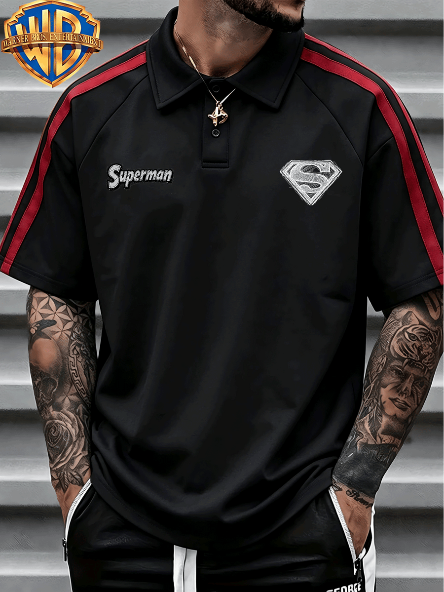 Warner Bros Official American Street Sketch Hand-Drawn Style Superman Shield S-Logo Print, Men's Fashion Casual Short-Sleeve Polo Shirt, Side Contrast Color Stripe Design, Men's Breathable Short-Sleeve Lapel Top, Suitable for Business - Black