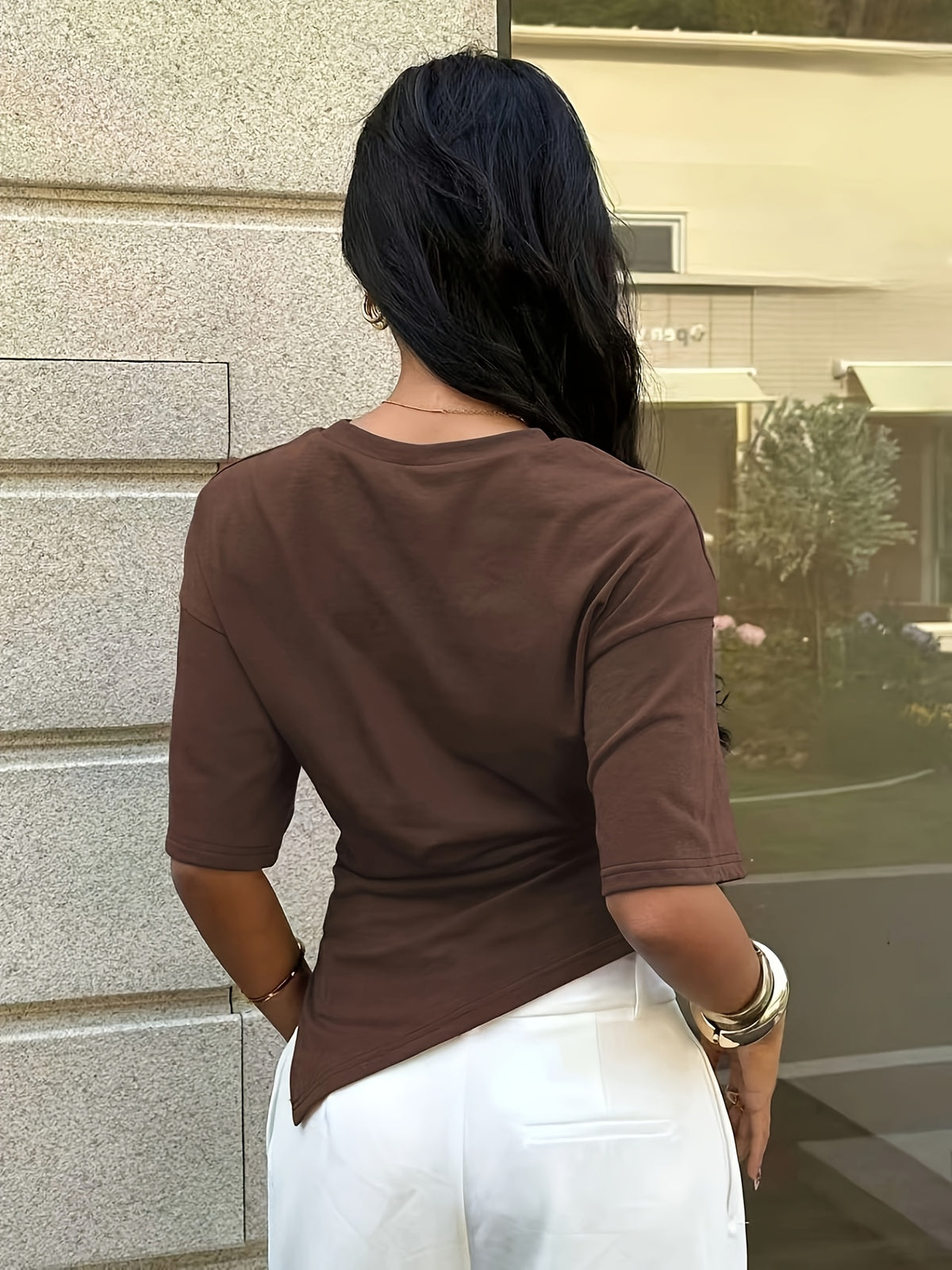Women'S Casual Summer T-Shirt, Round Neck Mid-Waist Irregular Hem Versatile Commuter Style Women'S Top, Round Neck Short Sleeve Design, Waist Ruched Irregular Hem, Waist-Cinching Fit, Easy Commuter Style, Waist-Defining Design - Coffee Color