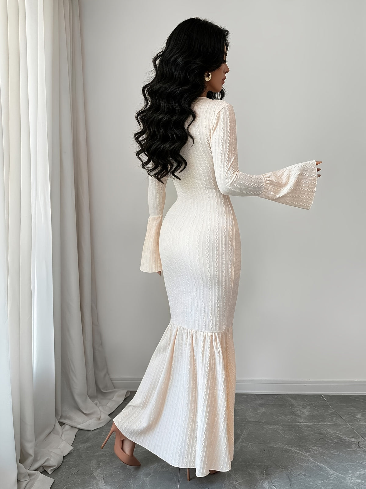 Women'S Elegant Textured Jacquard Bell Sleeve Skirt Pleated Long Lightweight Evening Dress - Apricot