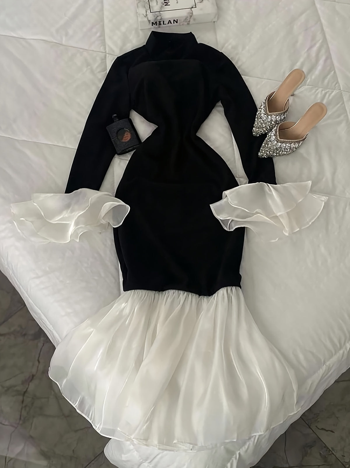 Ladies Elegant, Exquisite, Easy, Small Stand-Up Collar, Slim Waist, Black And White Contrast, Double Sleeves, Daily Dating Party, Little Black Dress, Fashionable Long Dress - Black