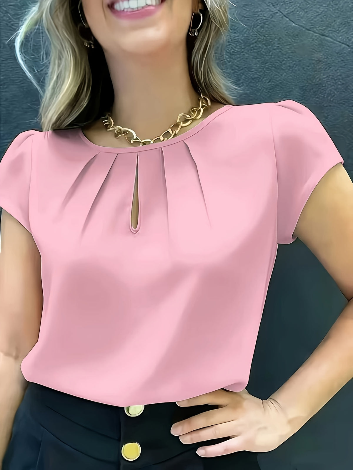 Elegant Fashion Solid Color Round Neck Top for Women - Pink Color
