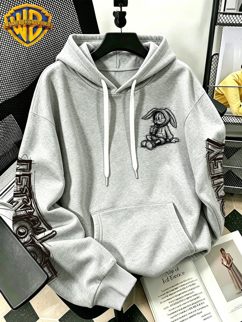 [Warner Bros] Licensed Men'S New Trendy Hoodie Sitting Drinking Milk Tea Rabbit Pattern Print Casual Hoodie, Daily Drawstring Loose Pullover Top, Machine Washable All-Match Sports Casual Men'S Top - Light Grey
