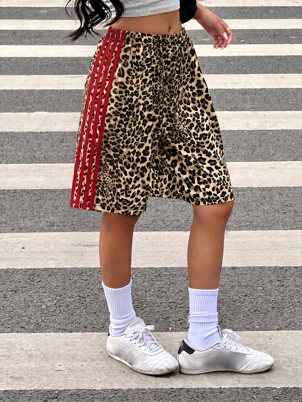 Women'S Y2K Full Leopard Print Side Red Stripe Contrast Casual Shorts, Y2K Fashion, Loose Fit, Suitable for Outdoor Leisure, All Seasons, Comfortable Wear, Summer Essential - Multicolor