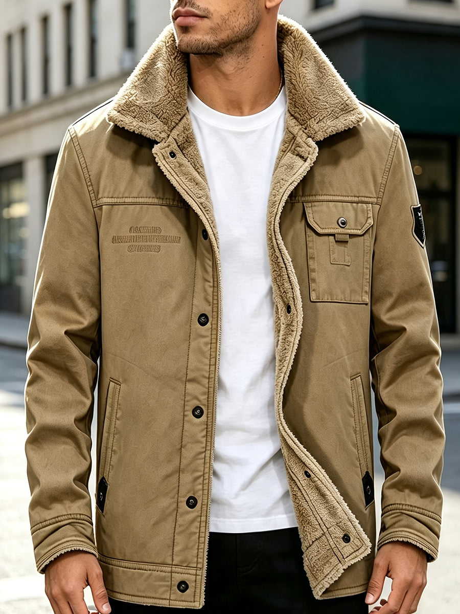 DIFFELEMENT Men's Lapel Workwear Jacket with Temperature-Locking Cold-Resistant and Wear-Resistant Snap Button Placket, Multiple Pockets for Storage, Chest Embroidery Decoration, Label Detail, Neat Stitching Craftsmanship, Classic Vintage Workwear - Khaki