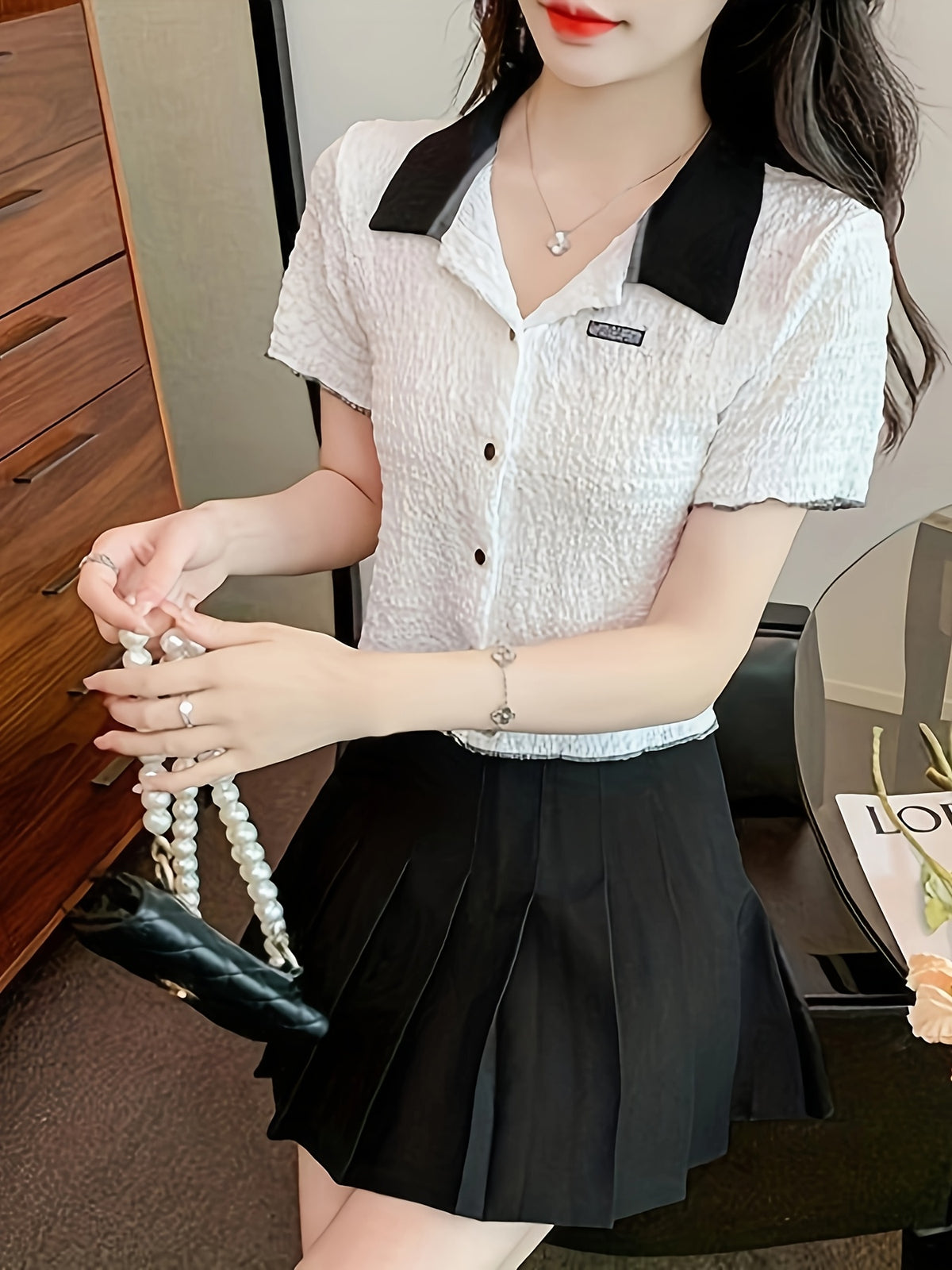 Women'S Short-Sleeved Polo Shirt with Collar, New French Style for Summer, with Pleats, Short Top with Buttons on The Front - White