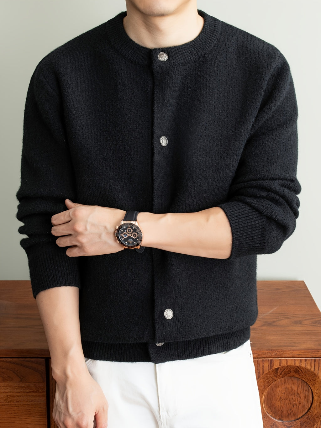 [Wading Whale OBM] 1pc Autumn Winter New Men'S Knit Cardigan, Old Money Style Textured Solid Color Round Neck Open Front Single Button Long Sleeve Sweater Base Layer Top, Men'S Casual Fashion, Suitable for Autumn And Winter Wear, Fits Daily Commute - Black