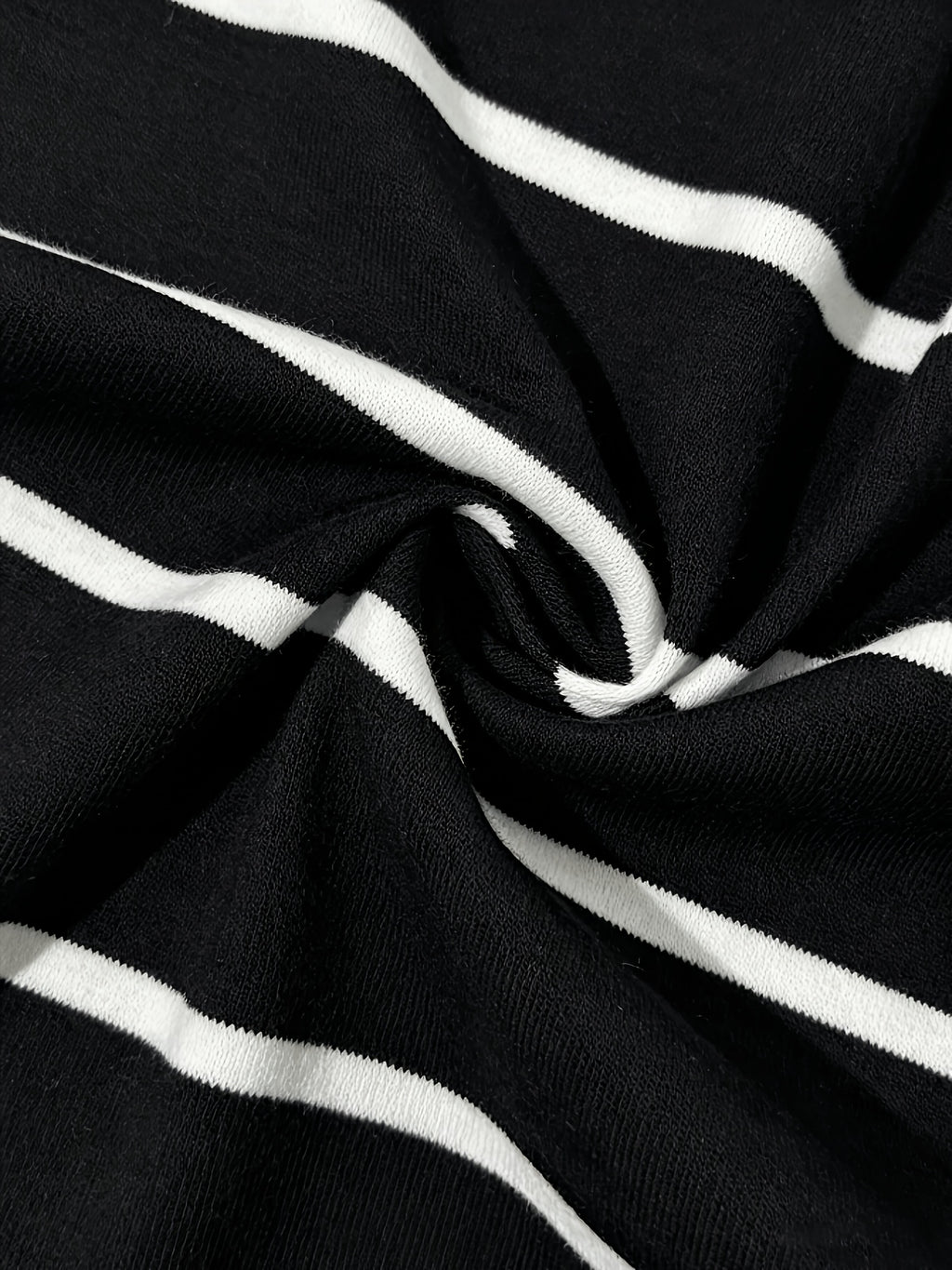 Women'S New Black And White Striped Round Neck Short Sleeve Slim Waist-Cinching Mid-Length Dress - Black And White Stripes
