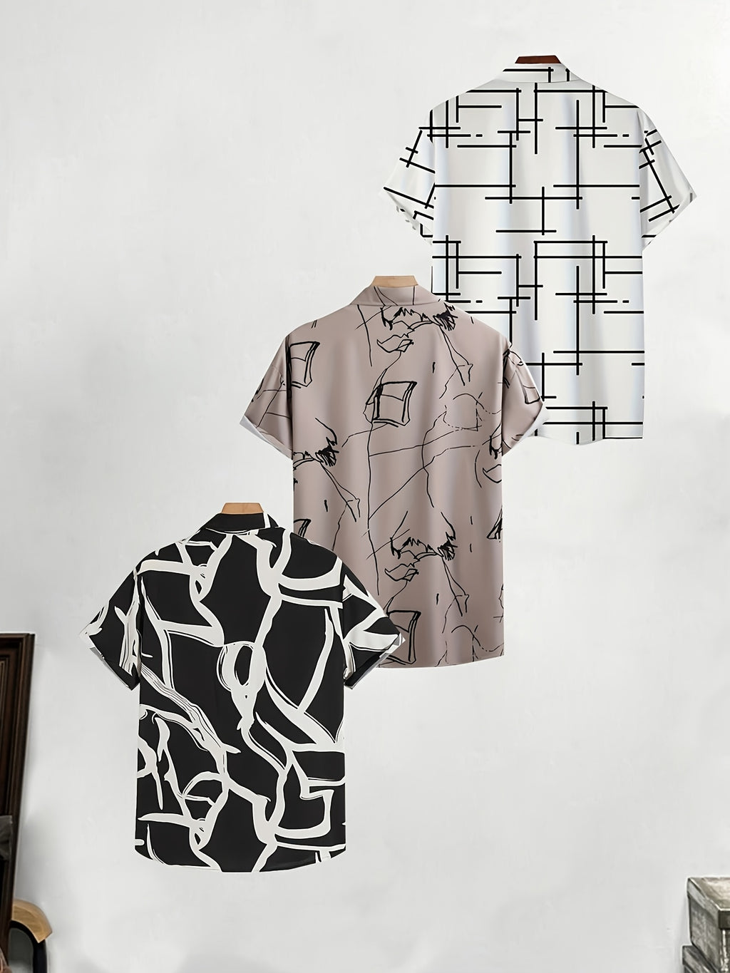 A Set of Three Men'S Vacation Shirts, Featuring Print Short-Sleeve Button-Up Shirts, Perfect for Beach Holidays And Summer Parties - Mixed colors
