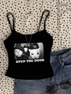 1pc Women's Mini Camisole Top with a Playful and Energetic Cat Print. Features a Cool and Edgy Vibe, Effortlessly Creating a Girly Style. Offers a Youthful and Age-reducing Effect, Adding Both Vitality and a Youthful Look. Suitable for Various Styles - Black