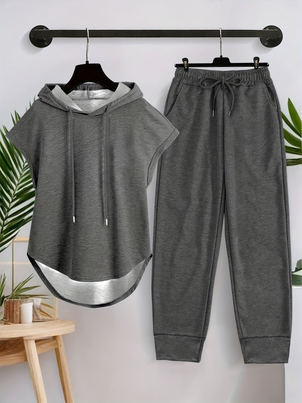 Solid Color Hooded Sleeveless Sweatshirt and Pants Set (black, Dark Gray, Light Gray Set) with a Casual Style Ceiling! Casual and Comfortable Super Eye-catching Elegant Women's Suit, Women's Suit, Women's Suit, Women's 2pcs Set - Dark Gray