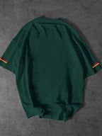European and American Men's Short-Sleeve Crew Neck T-Shirt, Street Style, Classic Badge Pattern Print with Red Background Print, Fashionable Casual Top - Dark Green