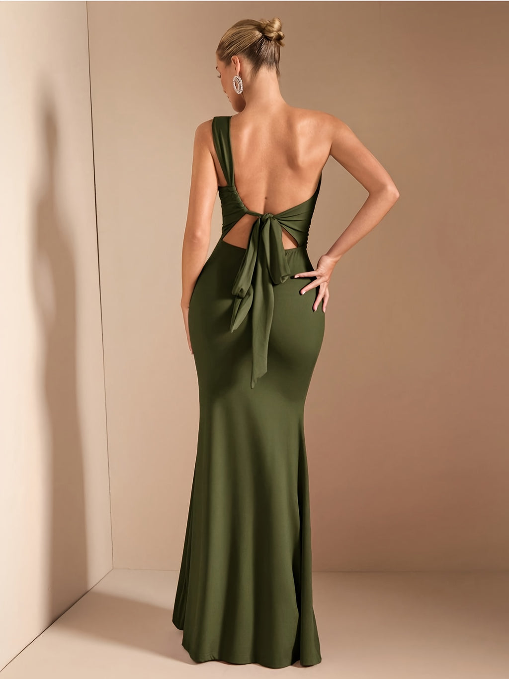 Spring/Summer New Elegant Women's Asymmetrical Neckline Off-Shoulder Long Sleeve Dress, Suitable for Casual, Dating, Club, Party, Christmas, Backless, Wedding Dress - fern green