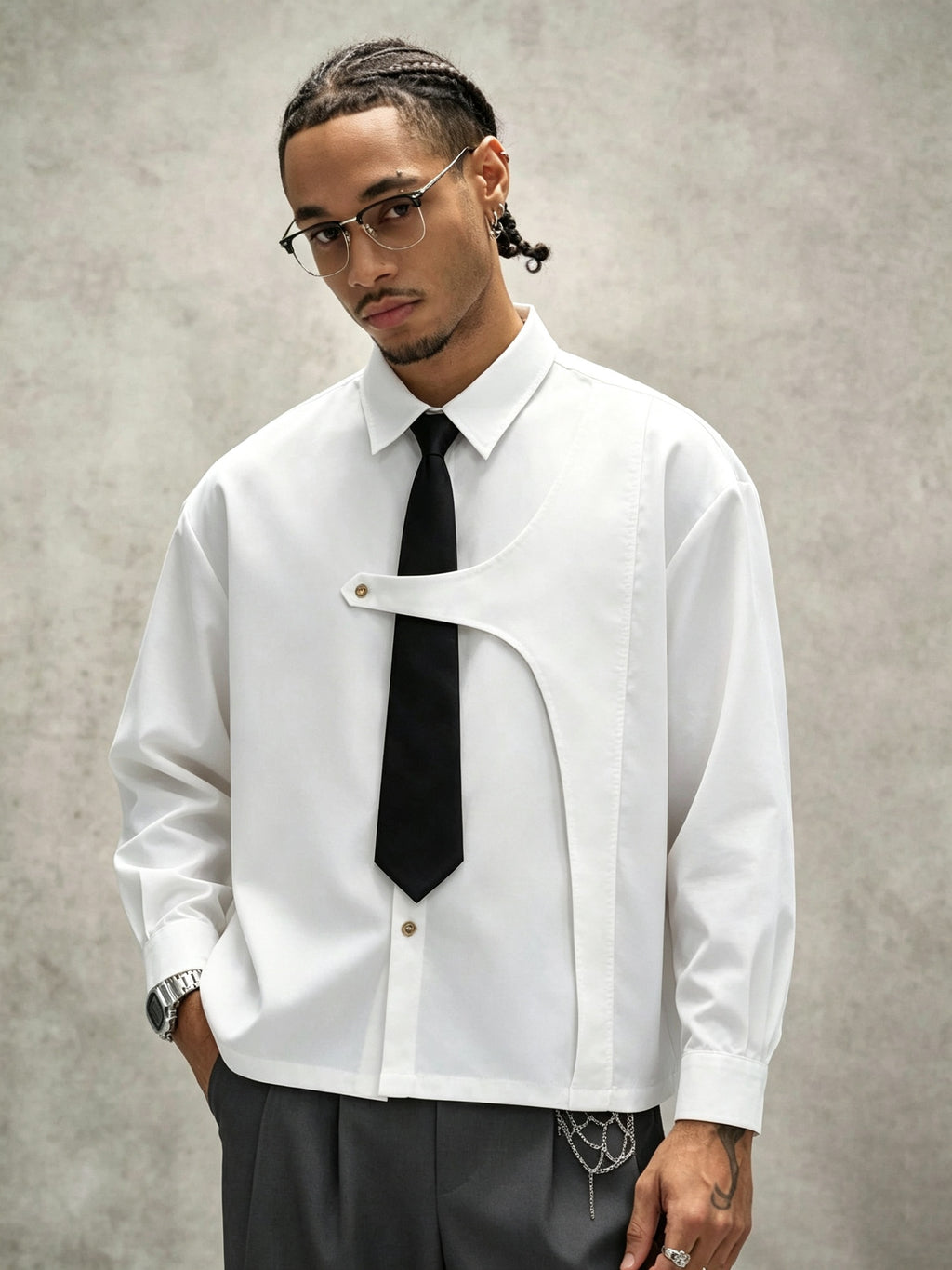 Men's White Long-sleeve Shirt with an Academic-style Design, Featuring a Detachable Tie. This Loose-fit, Dropped-shoulder Uniform Shirt Is a Minimalist Casual Shirt in a Niche Style, Suitable for Daily Outings, Outdoor Commuting, Back-to-school - White