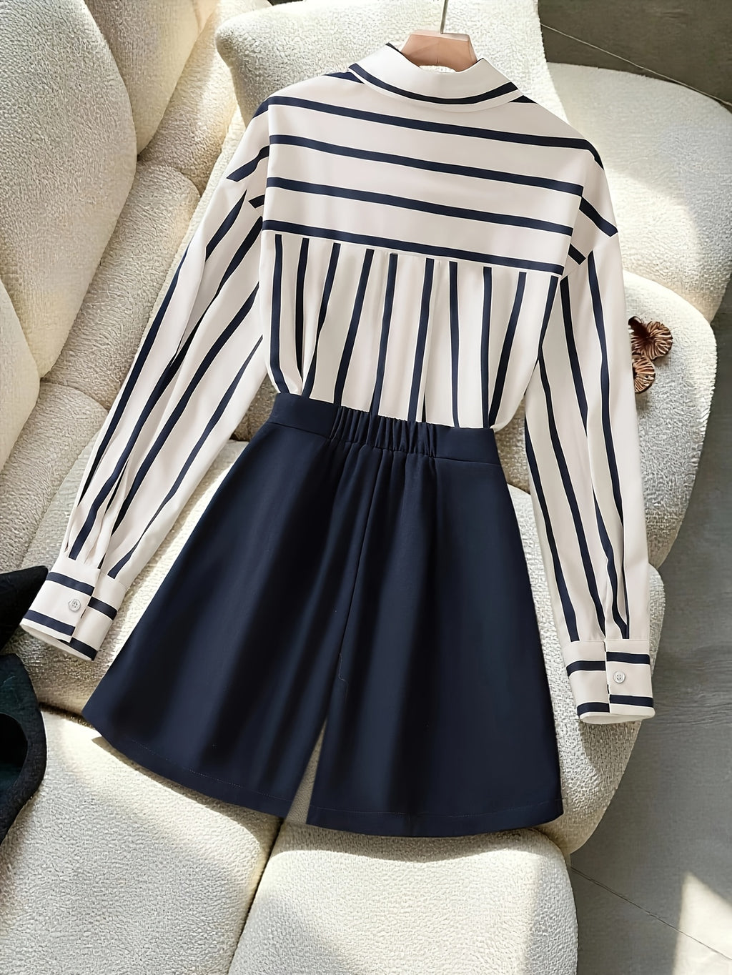 [Development ZD251208042] Glovely Striped Shirt + Asymmetrical Pleated Skort Elegant Women's 2pcs Set - Navy Color