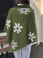 A Versatile And Elegant Cape That Can Be Worn in Various Styles Throughout The Year, Featuring Fashionable Contrasting Colors And a Textured Design, Complete with Buttoned Details - Olive Green