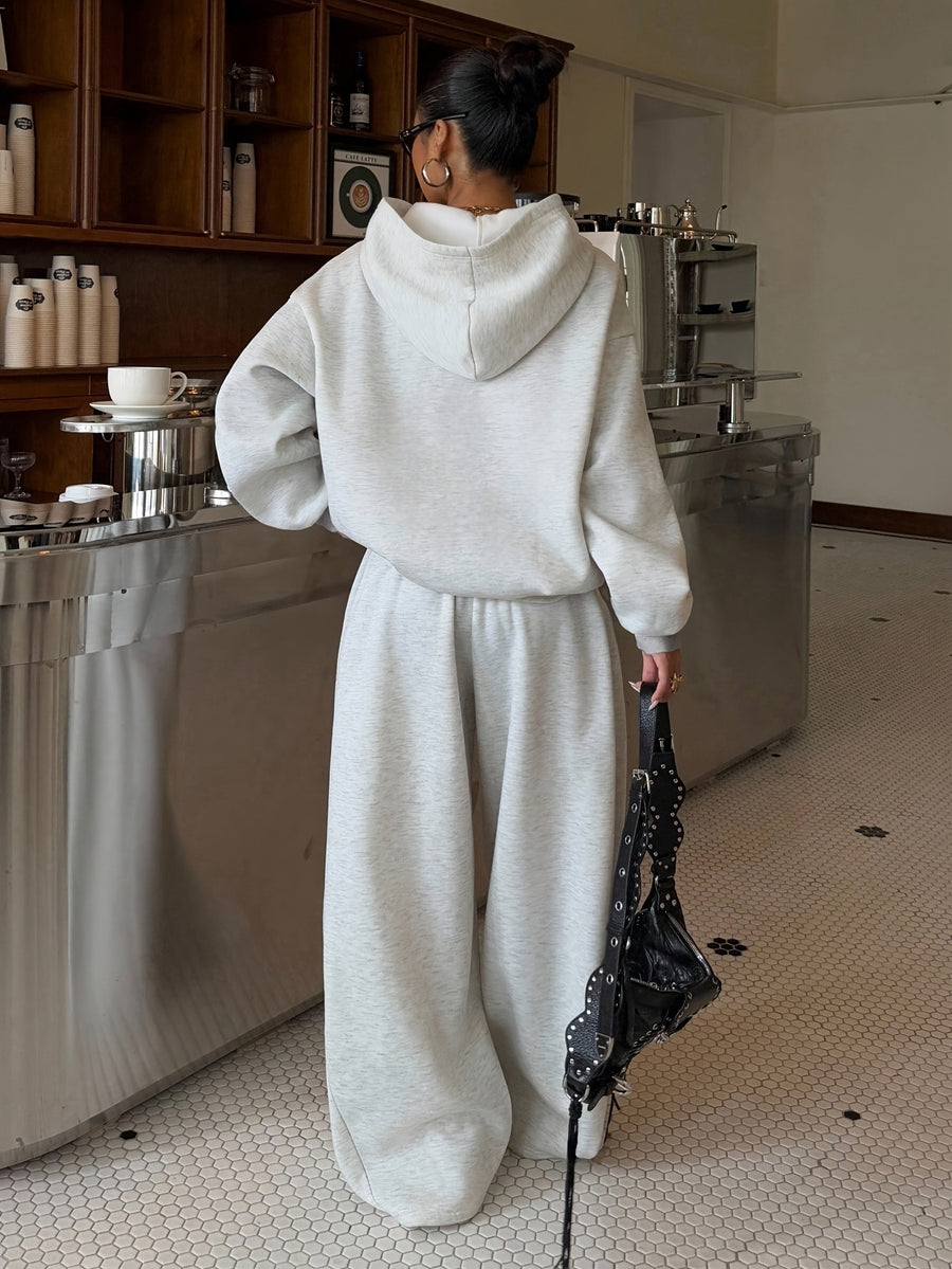 Plus Size - Autumn Winter New Size Large Solid Color Hooded Fleece Sweatshirt Set with Kangaroo Pouch And Drawstring Wide-Leg Sweatpants, Casual Lazy Style Two-Piece Set, Non-Restrictive Fit Suitable for Home, Daily Outings, And Outdoor - Light Grey
