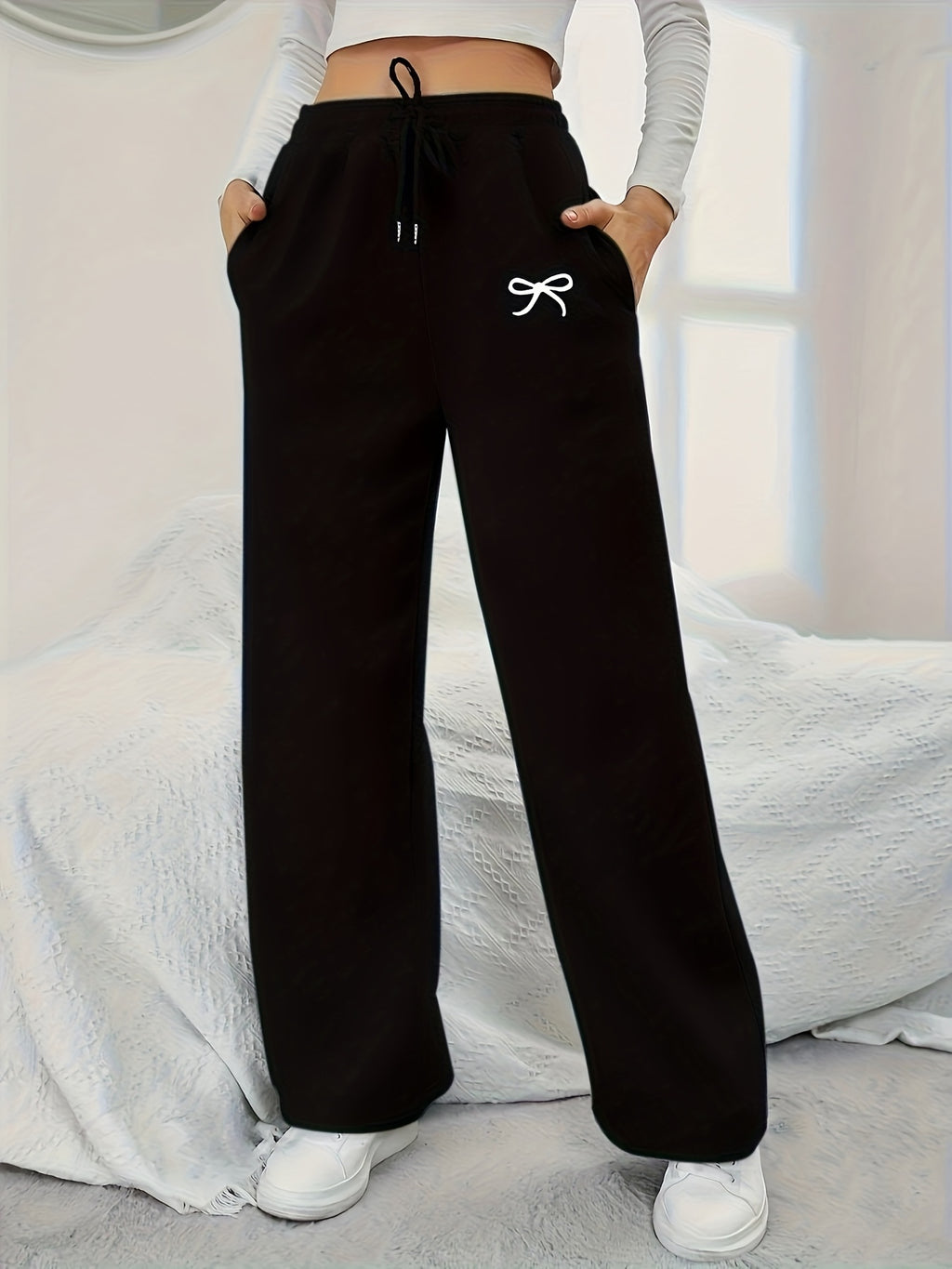 Fashion Women'S Jogging Bottoms - Drawstring Waist, Elasticated Cuffs, Fabric, All-Season Comfort with Trendy Print - Black