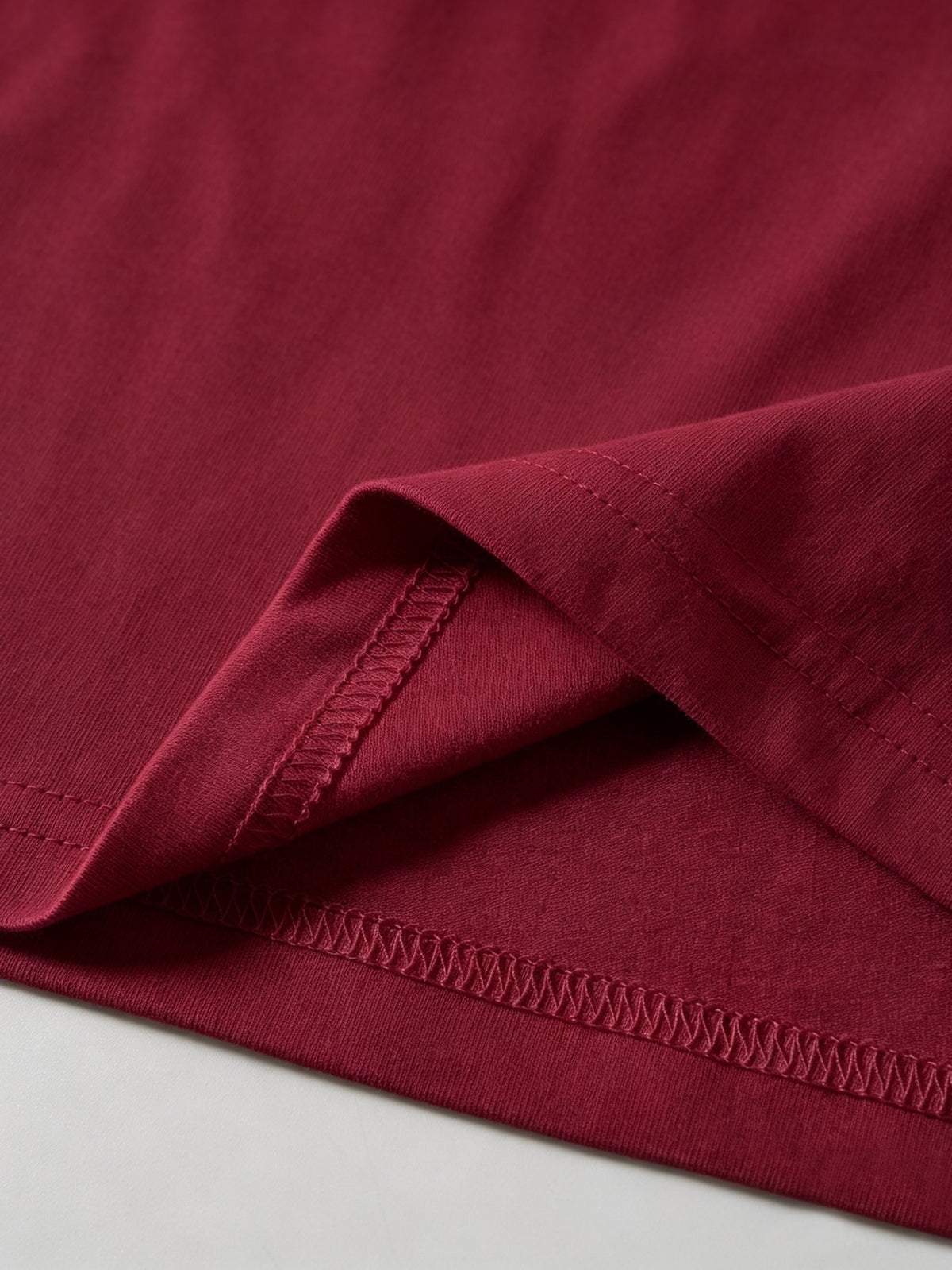Authorized by Warner Bros., Printed 100% Pure T-Shirt, American Retro Casual Short Sleeve Shirt, Men'S 100% Pure Comfortable And Versatile Loose Summer Short Sleeve T-Shirt, Suitable for Outdoor Sports And Gym Wear - Burgundy