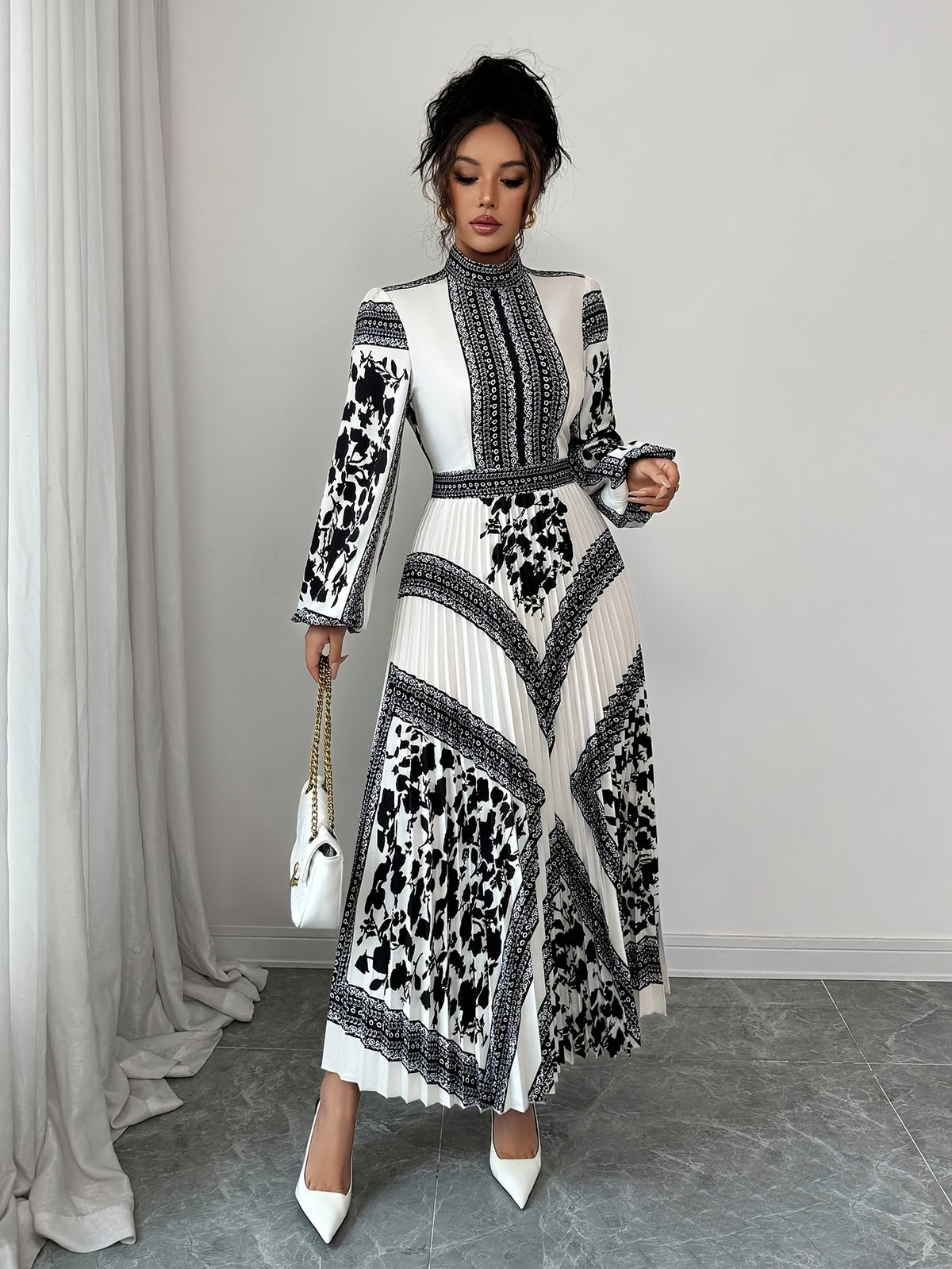 Elegant Long-Sleeve Dress with Lantern Sleeves, Featuring a Floral Print And Pleated Design, Perfect for Daily Commuting And Romantic Dates in The Autumn And Winter Fashion Collection - Mixed colors