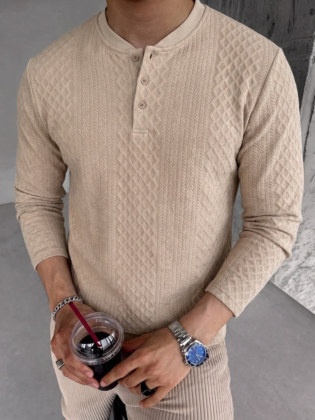 1 Men's Fashion Casual Long-Sleeve Thick Knit Sweater | High-End Solid Jacquard Soft Fabric | Small Stand-Up Collar with Three-Button Design | Essential Casual Streetwear for Outdoor Warmth | Breathable and Warm | for Indoor Gatherings and Outdoor - Khaki