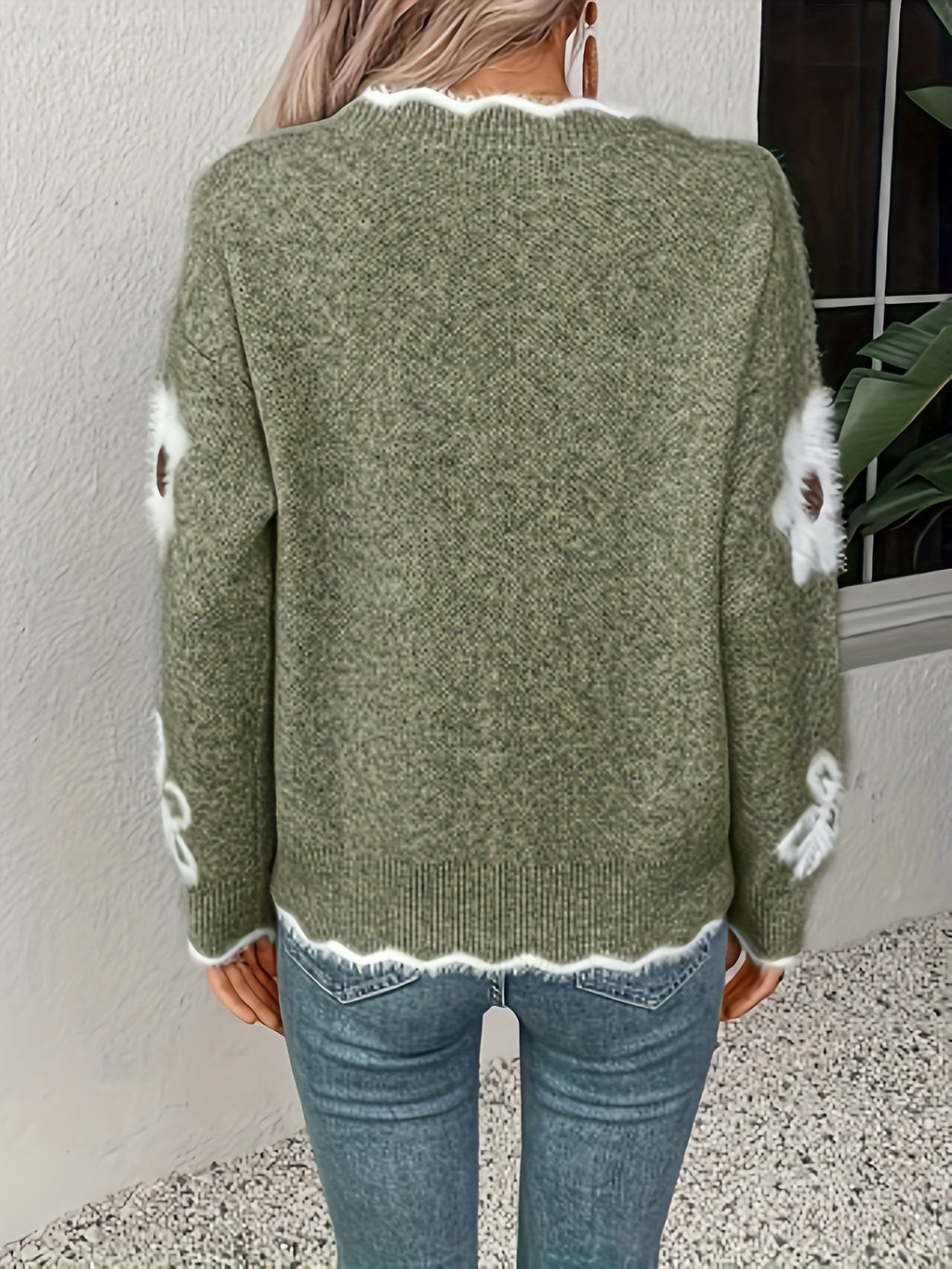 Women'S Floral Sweater, Elegant Directional - Olive Green