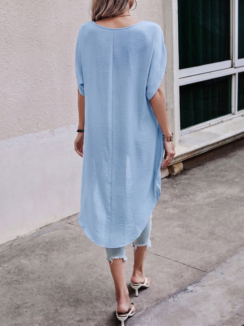 V-Neck Asymmetrical Long Top, Batwing Short Sleeve Loose Curved Hem Front Short Back Long Shirt, Textured Pleated Fabric, Casual Commute Leisure, Beach Vacation Blouse - Light Blue