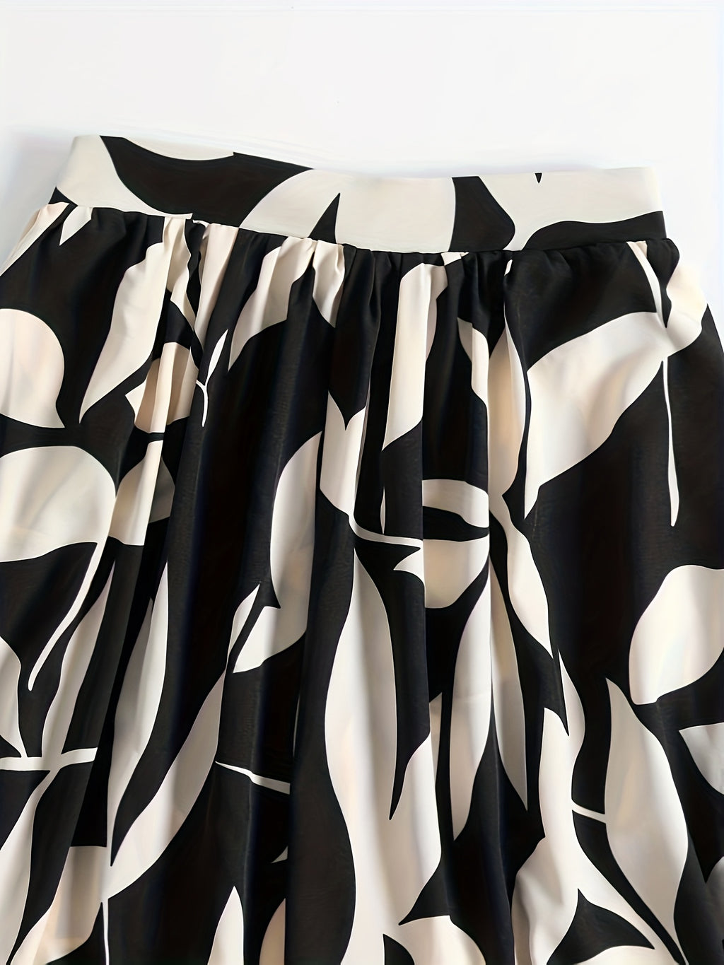 Women's Wide-Length Watercolor Midi Skirt - High-Waisted Loose Skirt Suitable for Spring Summer Fall, Elegant Office to Casual Wear, Machine Washable Skirt - Black And White
