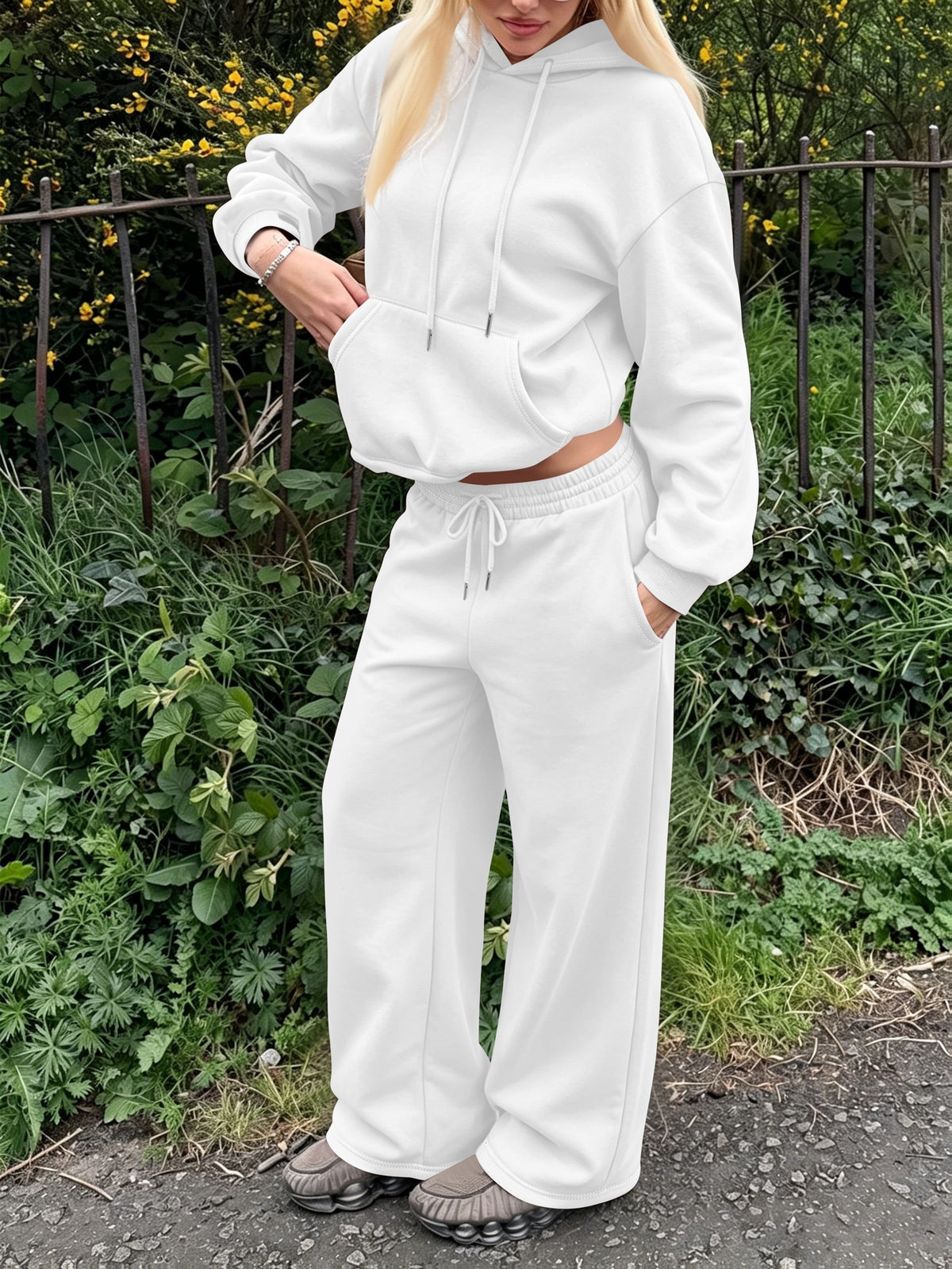 Halloween 2027NEW 2pcs Women's AutumnWinter Hooded Sweatshirt And Wide-Leg Pants Suit Kangaroo Pocket Long-Sleeve Jacket Wide-Leg Pants Suit Casual S Loose Suit Christmas Black Friday Cyber (27) - White