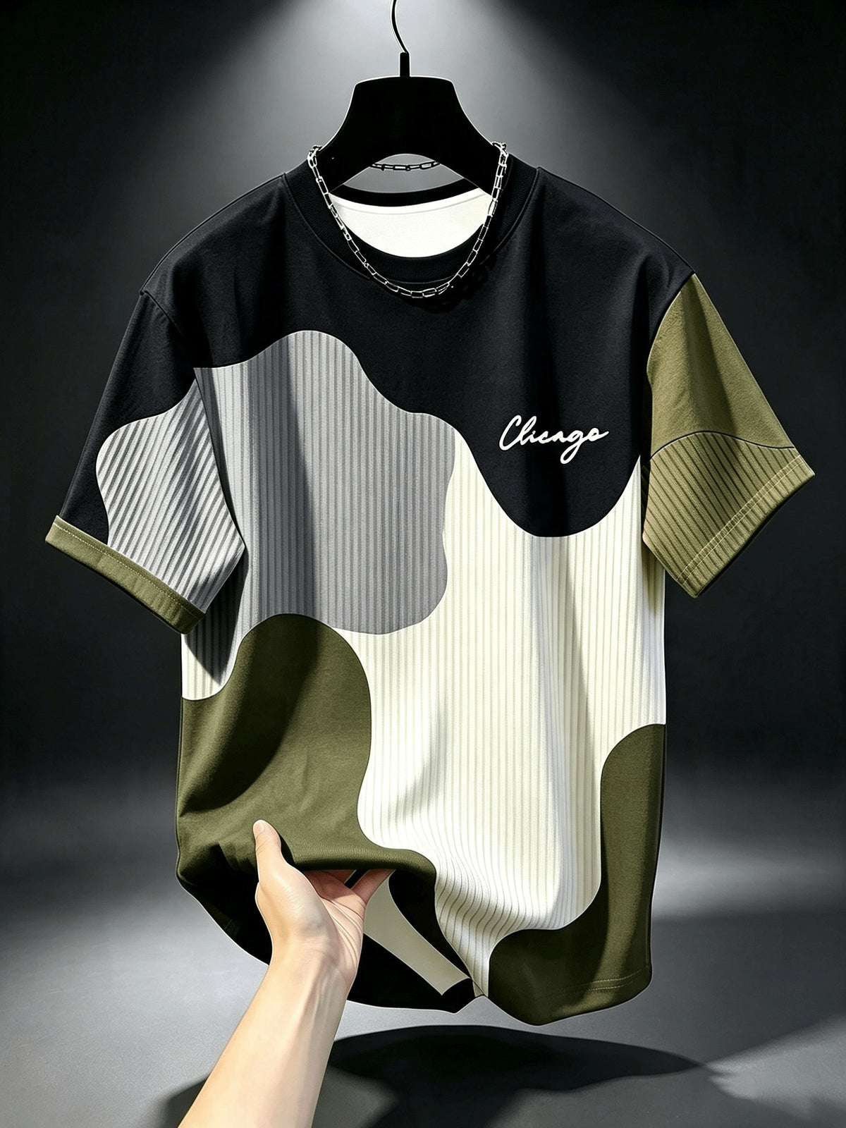 Men's Chicago-Themed Crew Neck T-Shirt with Chicago Word Print & Chicago Patchwork Stripe Design - Breathable Regular Fit Suitable for Daily Wear, Formal Outfits, Outdoor Activities, Gift for Teens and Adults, Durable Machine Washable Top - Olive Green