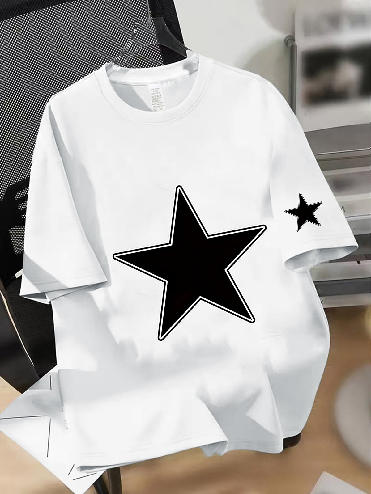 Men's 2026 New Arrival Short Sleeve T-Shirt - Soft Breathable Regular Fit Round Neck Tee with Five-Pointed Star Print, Suitable for Casual Attire, Outdoor Activities & Gym, Casual Athletic Shirt for All Seasons, Machine Washable for Males - White