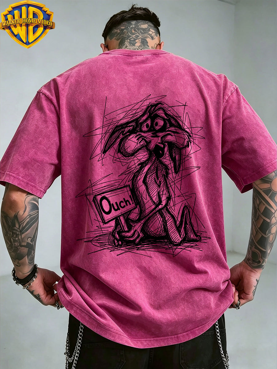 Warner Bros. Officially Authorized Kneeling Coyotes Holding Ouch Print Retro Washed Distressed Short Sleeve T-Shirt for Men And Women, Machine Washable Daily Commuting Outdoor Sports Casual Top - Rose Red
