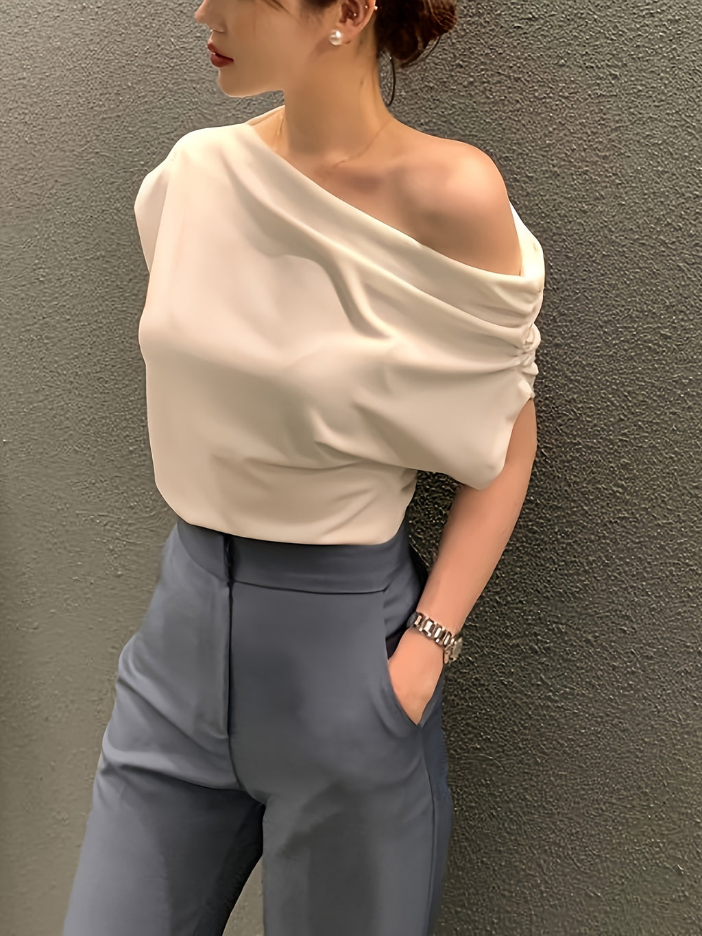 Summer New Niche Irregular Off-shoulder Design Solid Color Pullover Short-sleeve T-shirt - White