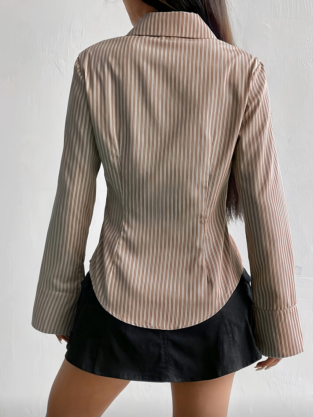 Pure Desire Style Slim Striped Shirt High Waist Curved Hem Hot Long-Sleeved Shirt - Khaki