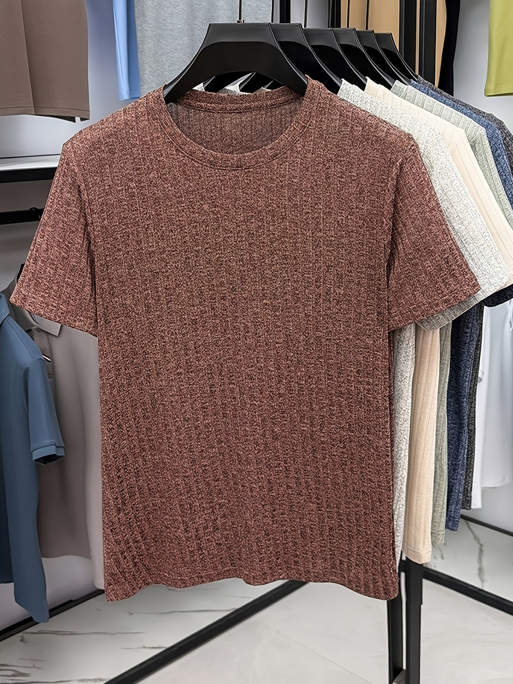 Men'S Round Neck Vertical Ribbed Knit T-Shirt, Summer Breathable Commuter Business Style, Casual Versatile Short Sleeve Top, Basic Round Neck Design, Neat Stitching, Contouring Neckline, Unrestrictive for Daily Activities - Coffee Color