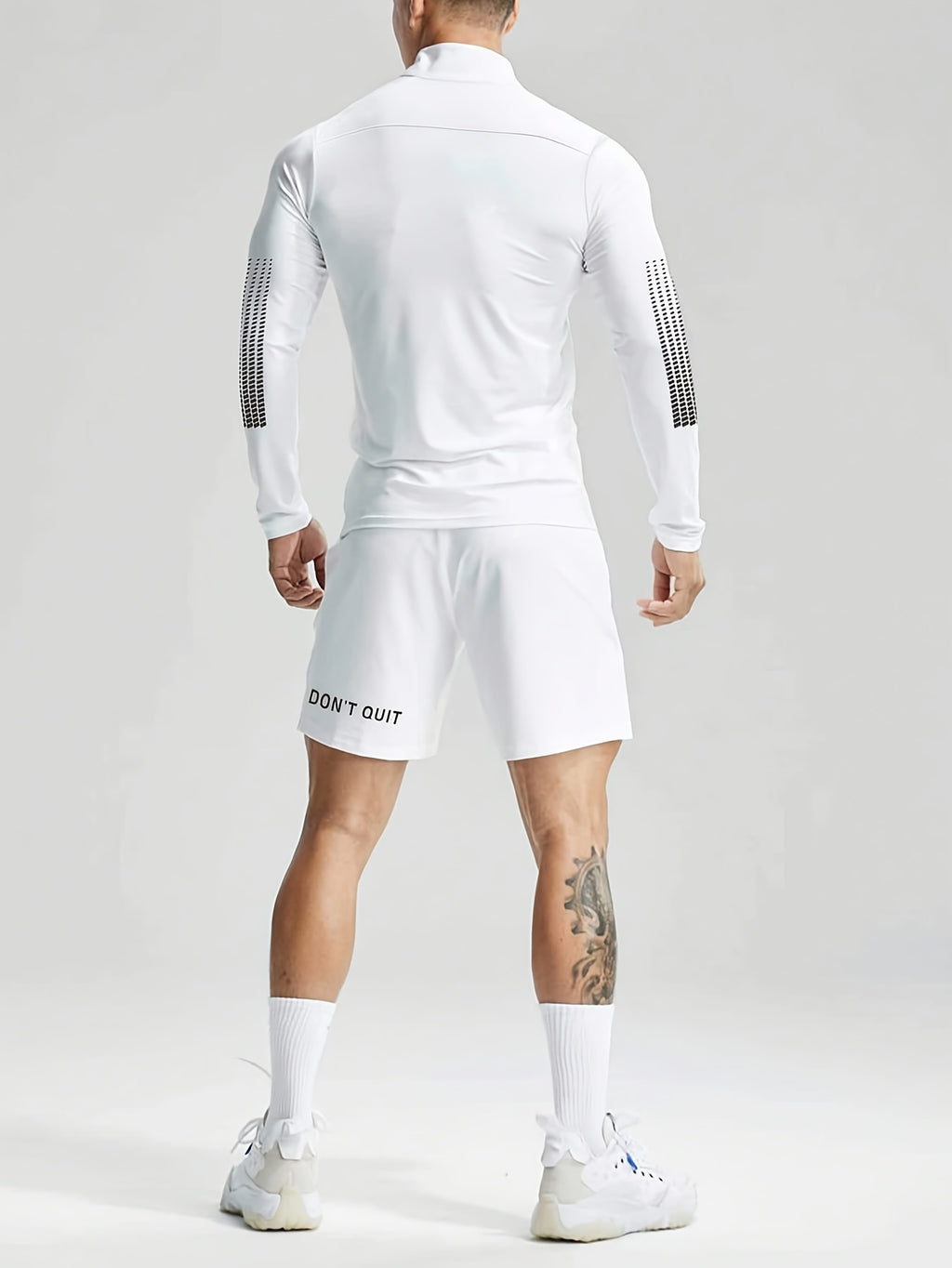 Single Top Casual Athletic Stand-Up Collar Zipper Polo Shirt, Men'S Slim Fit Athletic Polo Shirt, Soft Fiber with Moisture Wicking, Quick Drying, And Wrinkle Resistant Properties, Suitable for Sports Or Outdoor Activities - White