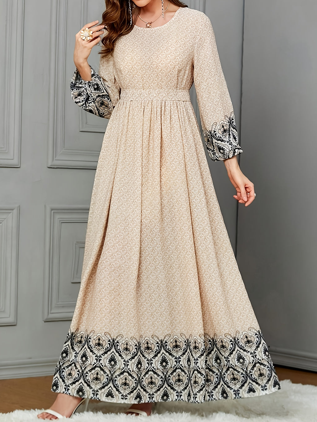 Women's Fashion Positioning Print Long Sleeve Dress - Apricot