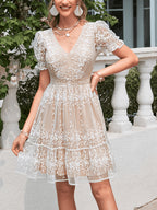 Mesh Embroidery Dress for Women, V-Neck Puff Sleeves, Cinched Waist, Cake Skirt, Mid-Length, Elegant And Socialite Style Formal Dress, Suitable for Weddings/Dates/Parties - Apricot